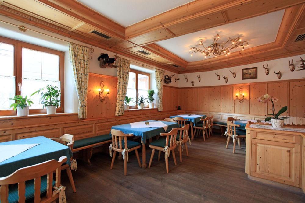 Cafe Pension Heim Kirchberg in Tirol Luaran gambar
