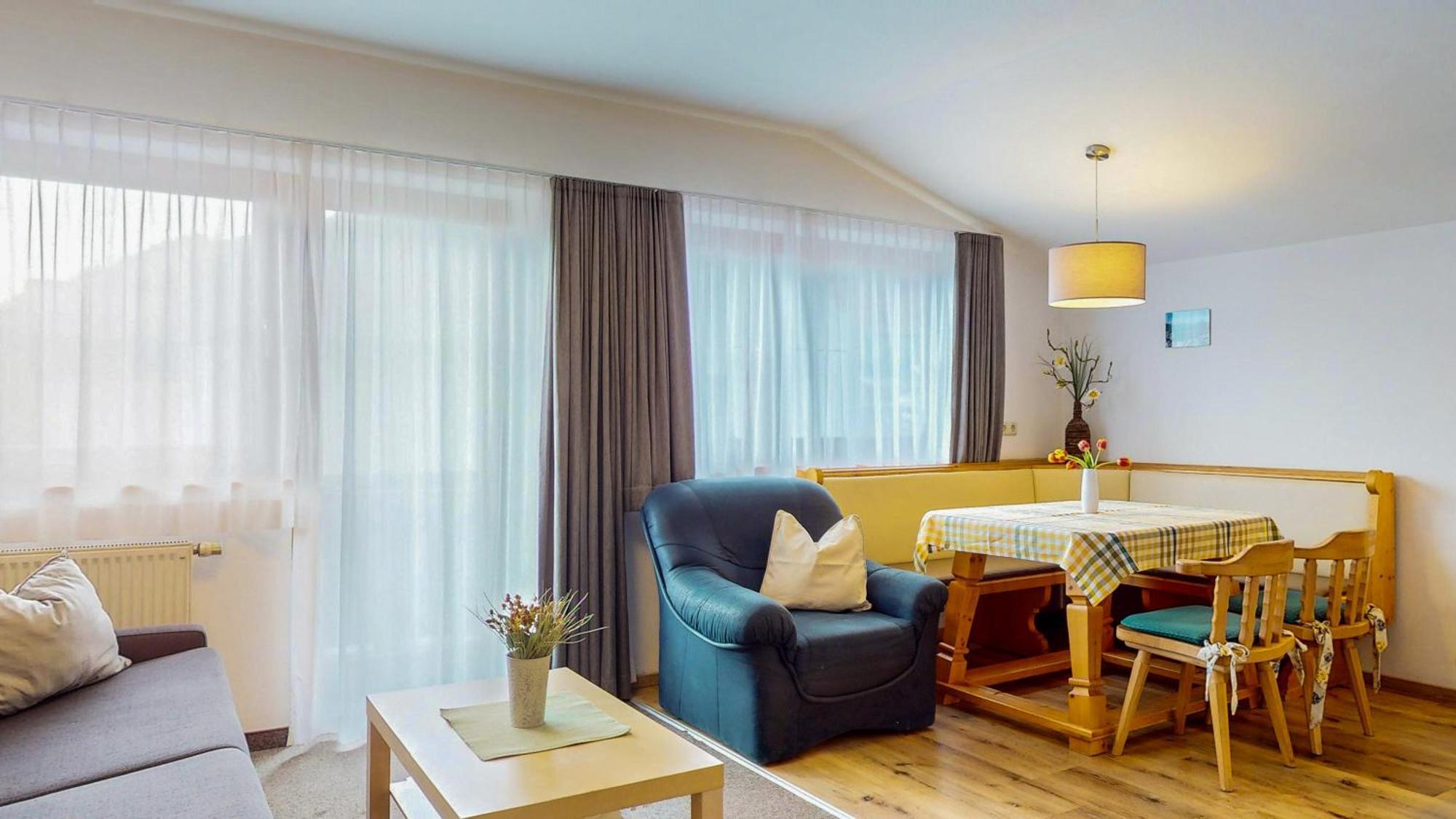 Cafe Pension Heim Kirchberg in Tirol Luaran gambar